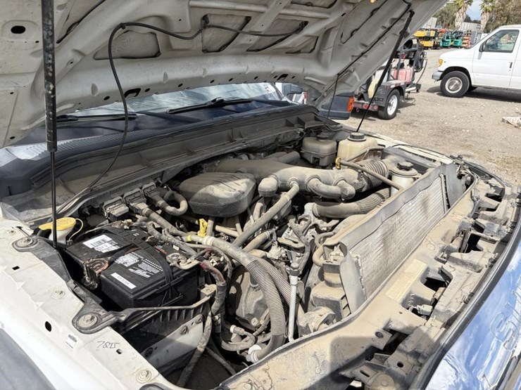 2011-ford-f550-image-7