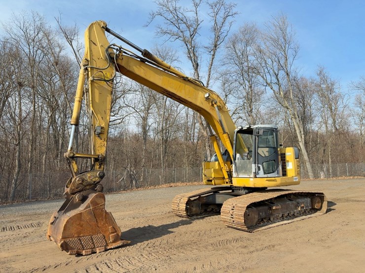 2009-komatsu-pc228us-lc-3e0-image-1