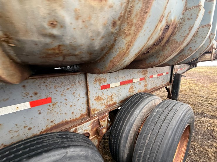 #1130-•-26'-end-dump-semi-trailer-image-28