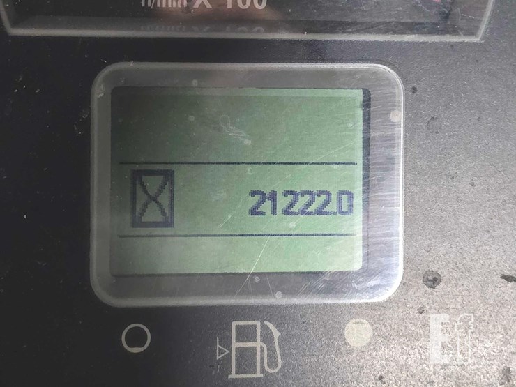 2014-caterpillar-938k-image-18