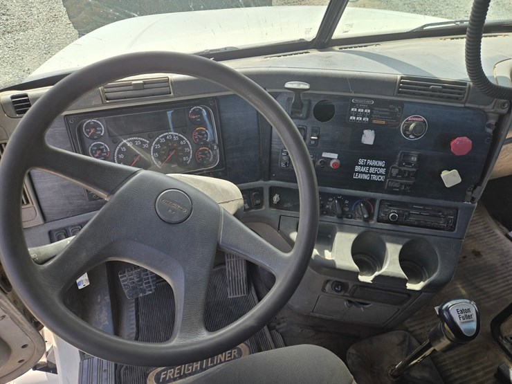 2007-massey-ferguson-8-image-63