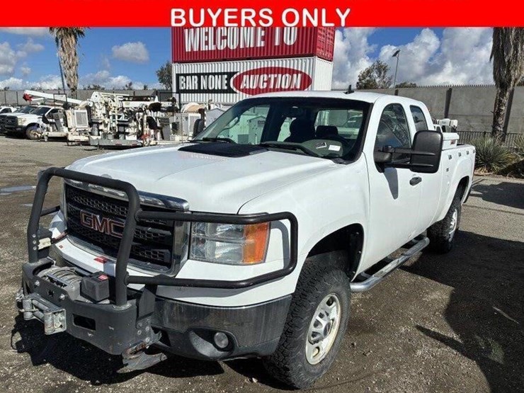 2012-gmc-sierra-2500-image-1