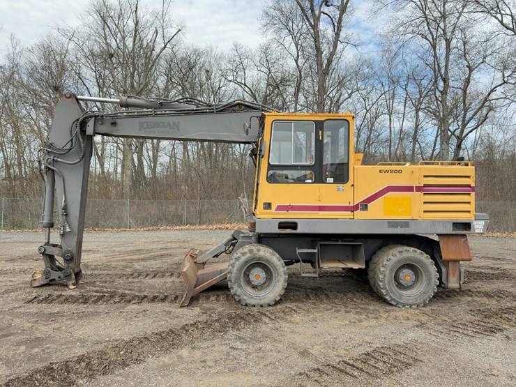 1994-akerman-ew200-image-2