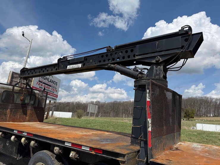 2000-peterbilt-357-image-8