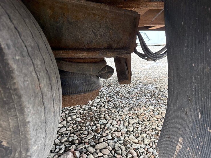 2018-massey-ferguson-8-image-14