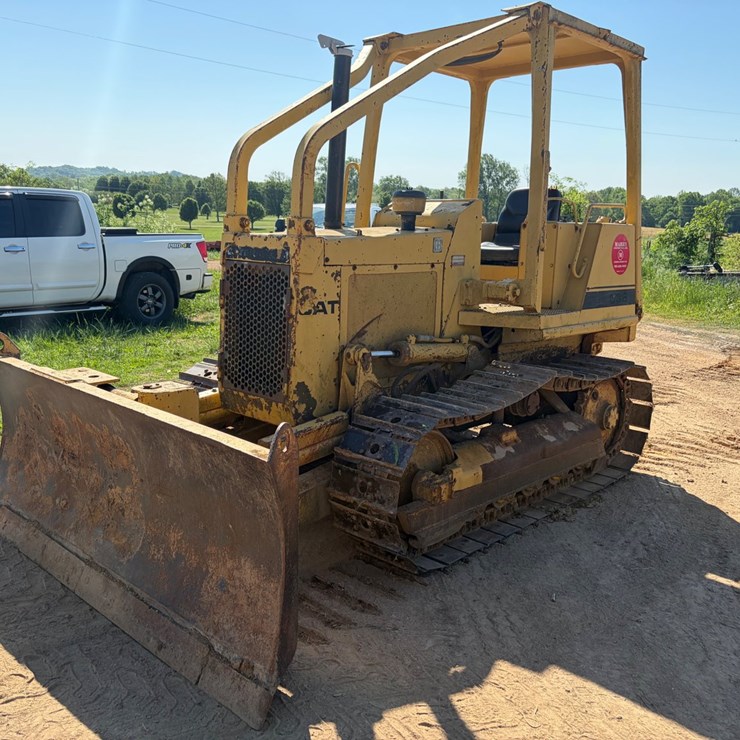 1987 CATERPILLAR D3B