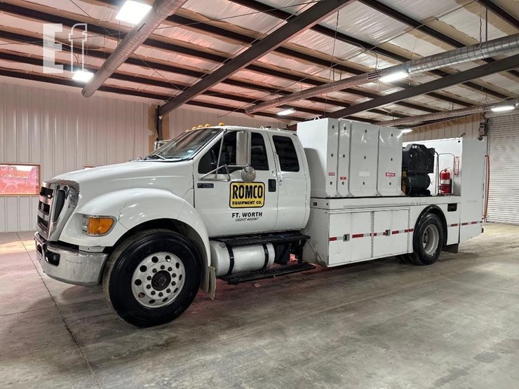 2015-ford-f750-sd-image-1