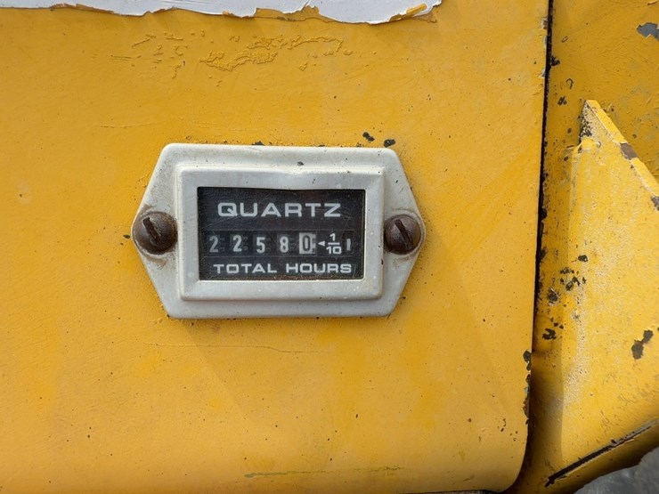 2005-gehl-1648-image-27