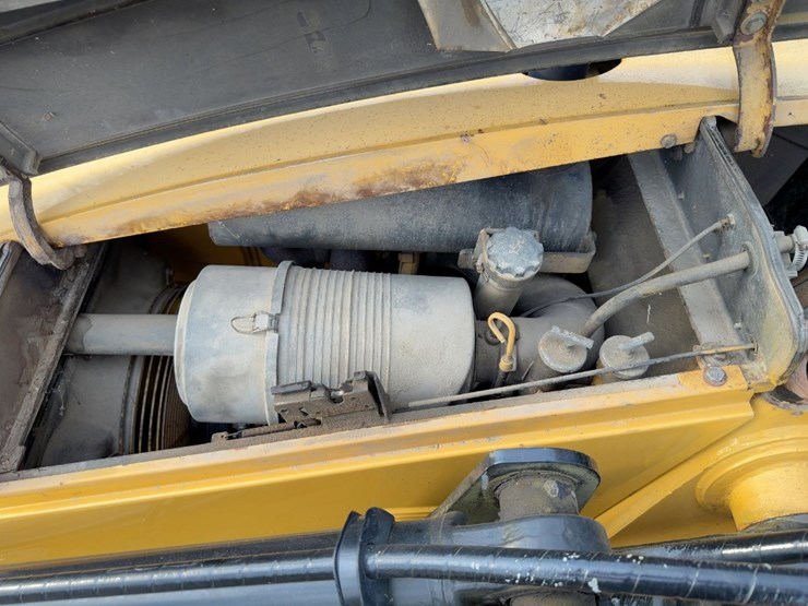 1996-caterpillar-416c-image-17