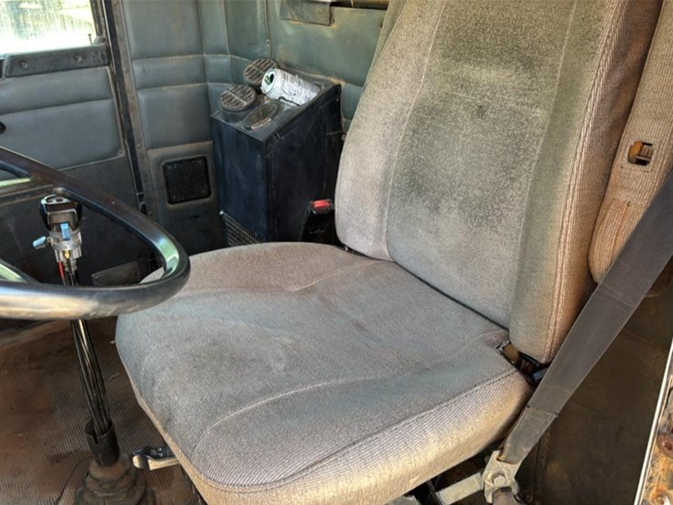 1993-kenworth-t450-image-45