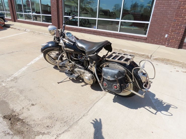 1948-harley-davidson-motorcycle-image-10