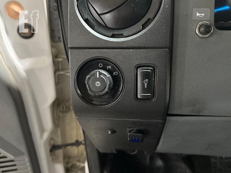 2015-ford-f750-sd-image-28