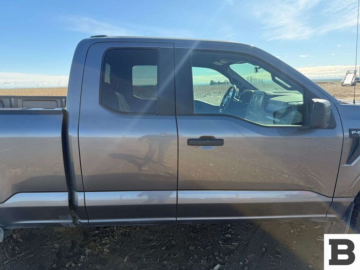 2021-ford-f150-image-21