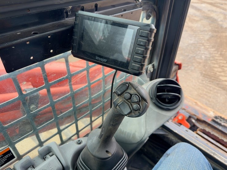 2020-kubota-svl95-2s-image-22