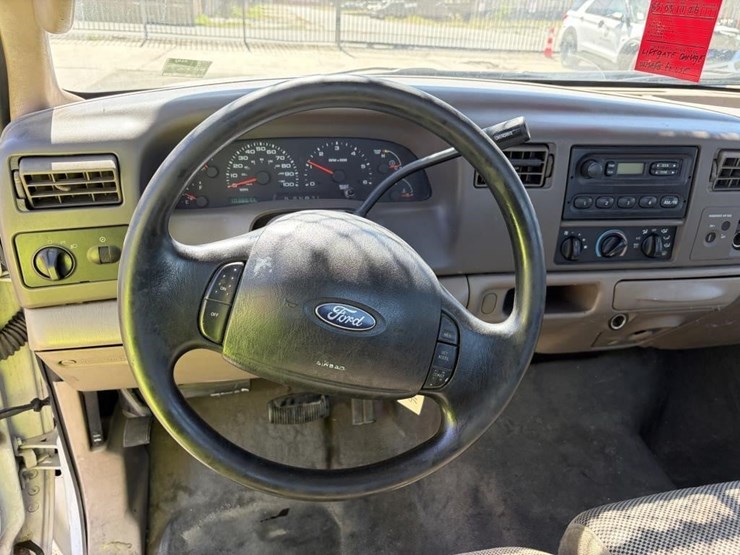 2004-ford-f350-image-11