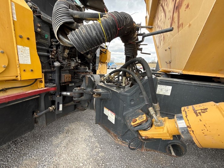 2007-komatsu-hm400-2-image-23