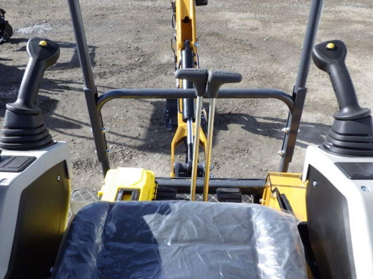 2026-sdlanch-me20-hydraulic-excavator-image-22