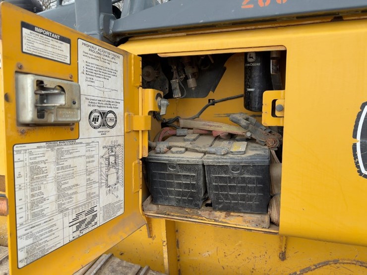 2010-john-deere-2010-image-29