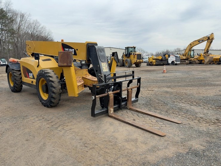 2014-caterpillar-tl943c-image-7