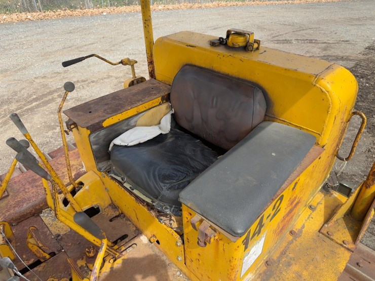 caterpillar-d6-image-30