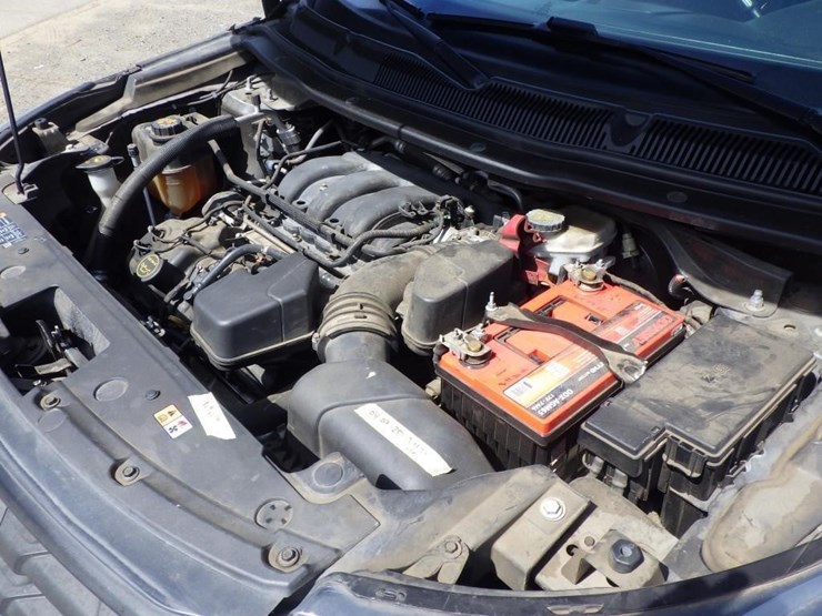 2017-ford-explorer-image-10