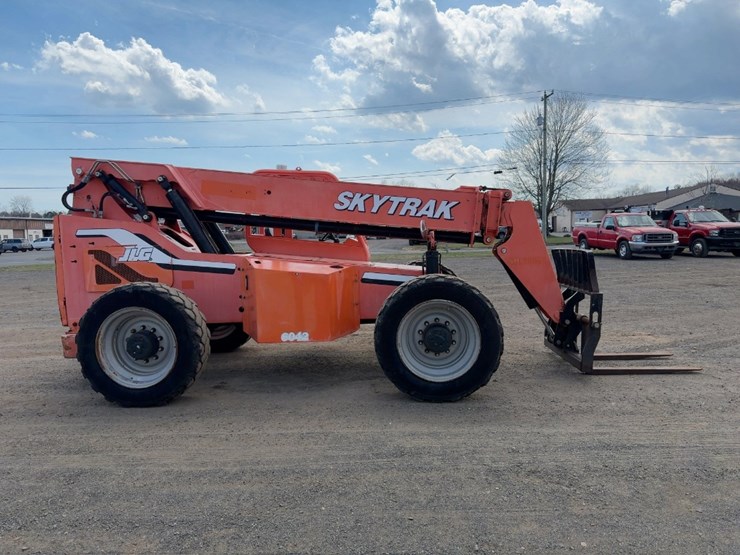 2015-sky-trak-6042-image-6