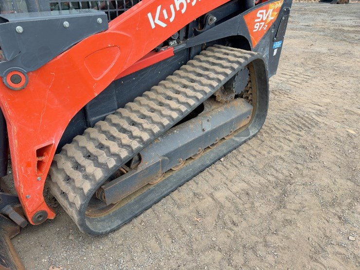 2021-kubota-svl97-2-image-17