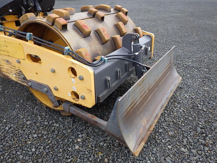 2019-volvo-sd45b-image-14