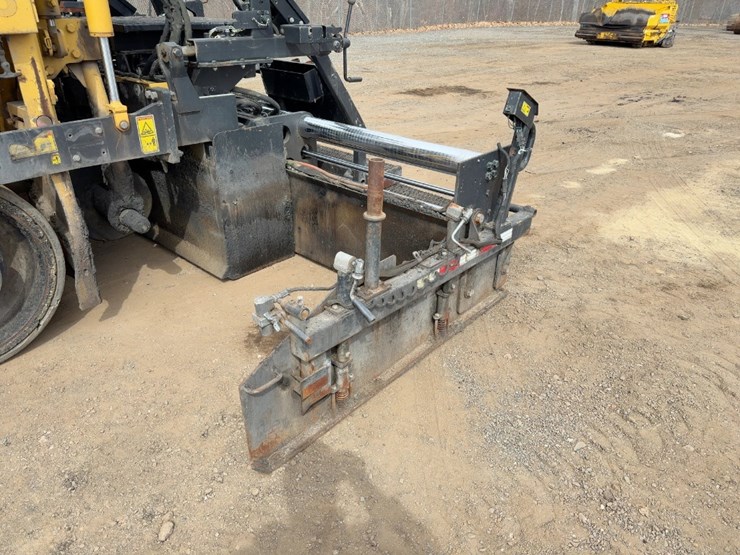 2010-caterpillar-ap-555e-image-19