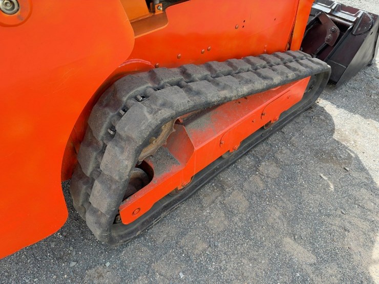 2021-gehl-rt105-image-13