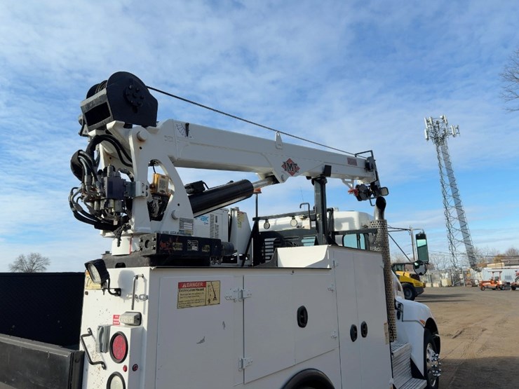 2017-kenworth-t270-image-24