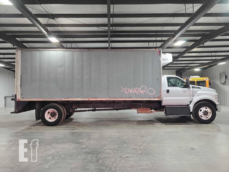 2021-ford-f750-sd-image-6