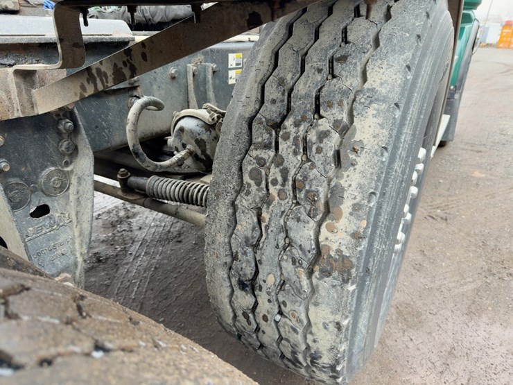 2003-kenworth-t800-image-17