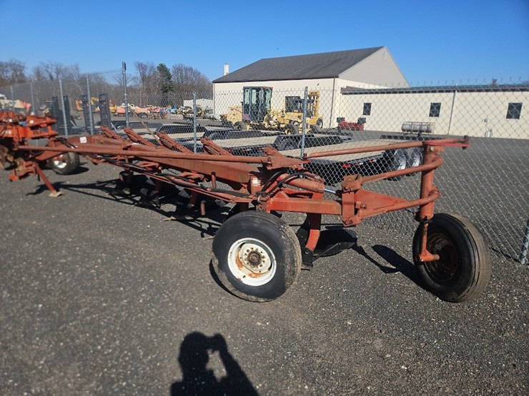 international-730-image-2