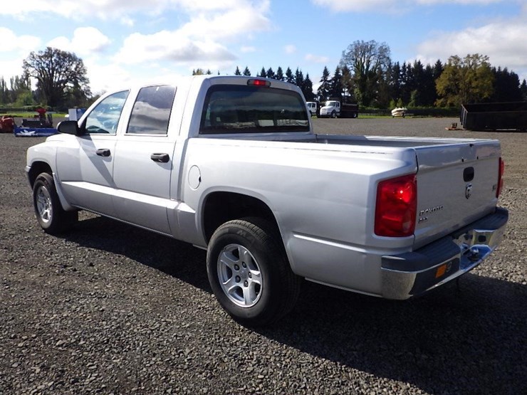 2005-dodge-dakota-image-7