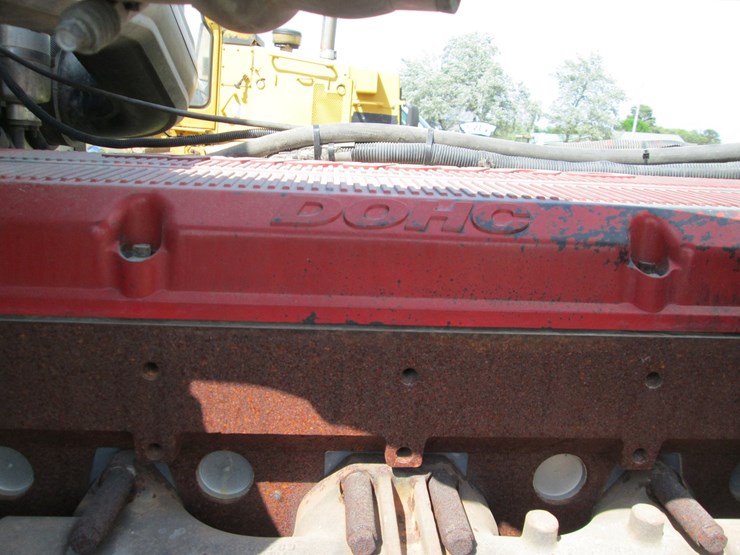 2008-peterbilt-389-image-23