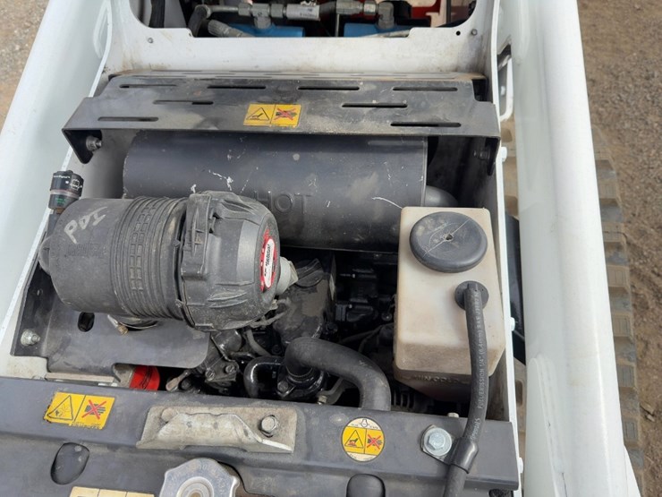 2024-bobcat-mt100-image-16
