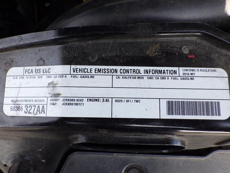 2018-dodge-3500-image-21