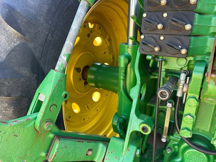 1995-john-deere-8400-image-10