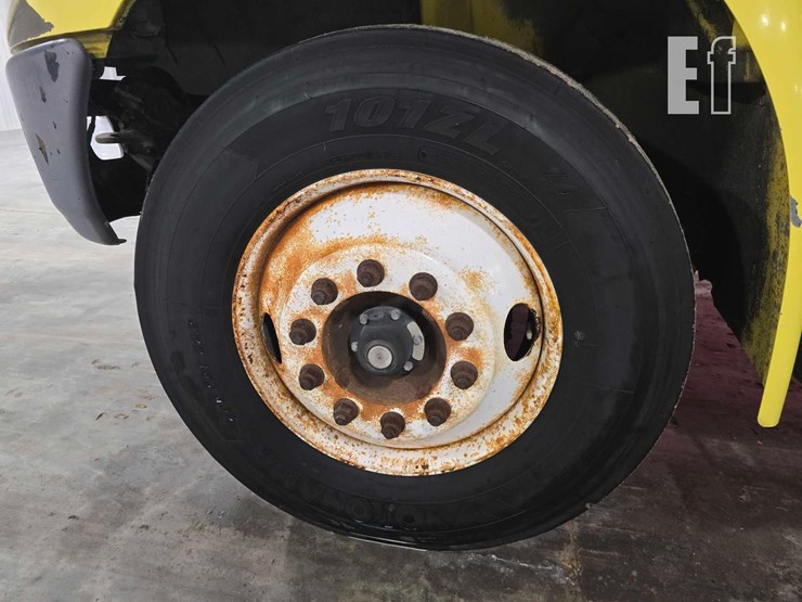 2007-international-durastar-4300-image-23