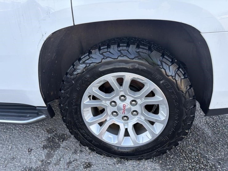 2019-gmc-yukon-image-6