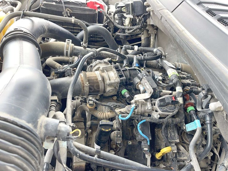 2020-ford-f150-image-27