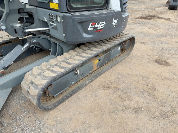 2023-bobcat-e42-image-24