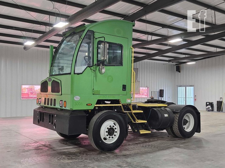 2020-autocar-xspotter-image-1