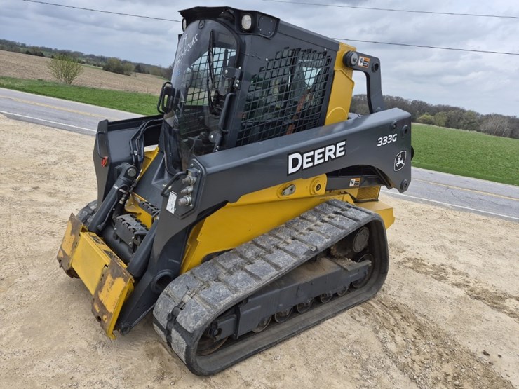 2019-deere-333g-image-2