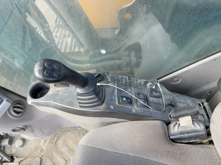 2014-volvo-ec340dl-image-38