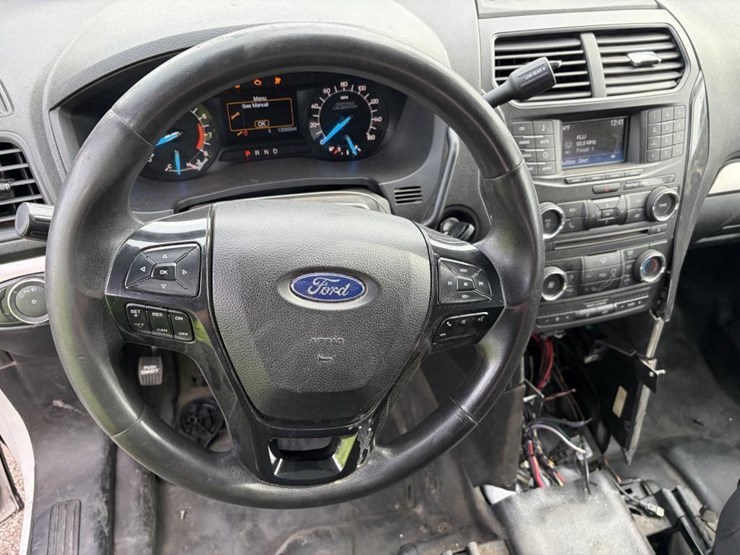 2017-ford-explorer-image-20