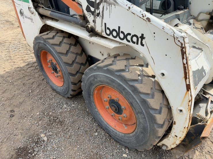 2000-bobcat-753-image-10