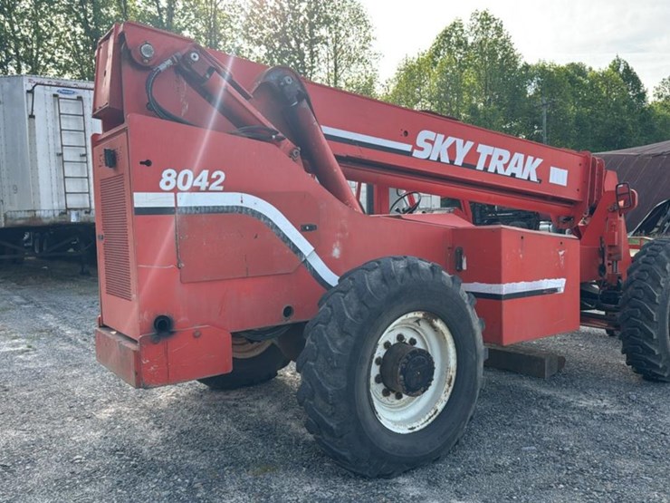 sky-trak-8042-image-5