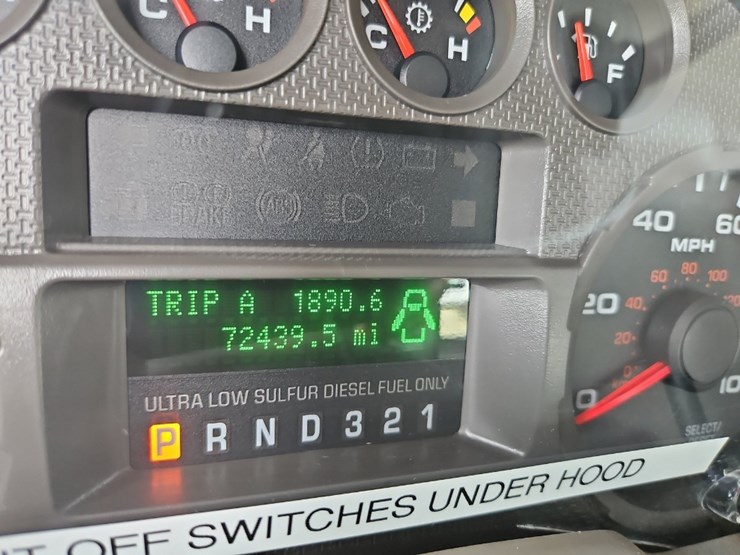 2009-ford-f250-xl-image-18